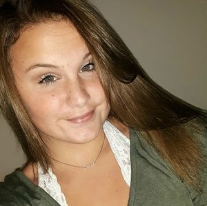 Meet your Posher, Tay